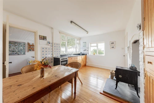 House - Detached Main Photo