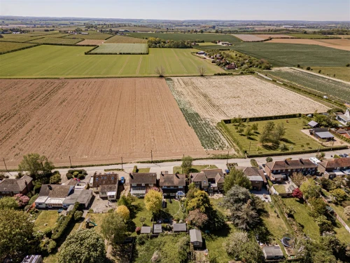 House - Detached Main Photo