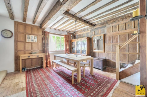 House - Semi-Detached Main Photo