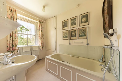 House - Detached Main Photo