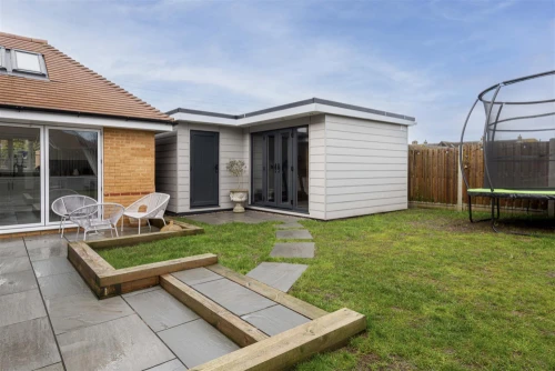 House - Detached Main Photo