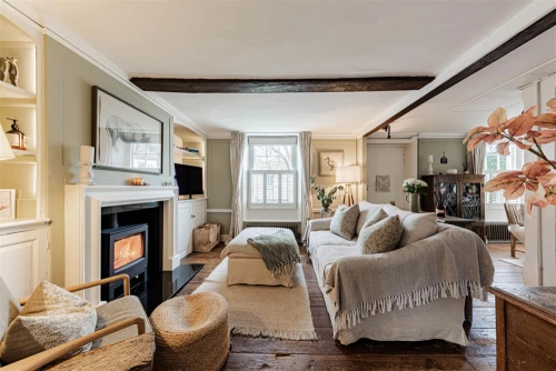 House - Detached Photo 4