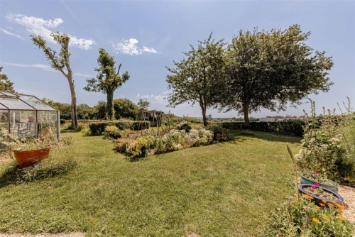 House - Detached Main Photo