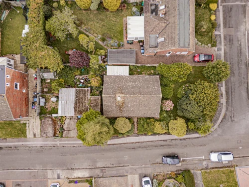 Bungalow - Detached Main Photo
