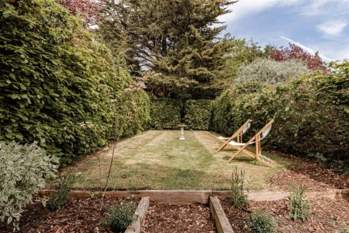 House - Semi-Detached Main Photo