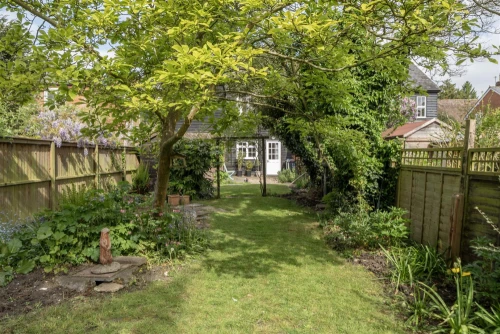 House - Terraced Main Photo