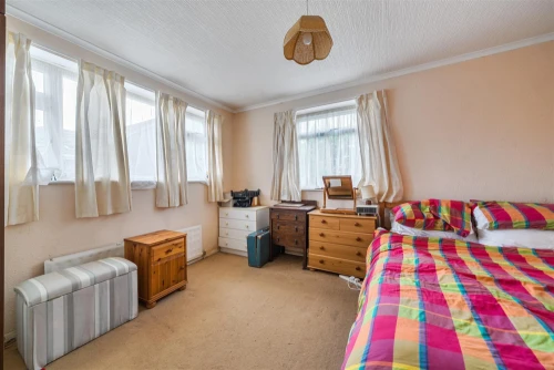Bungalow - Detached Main Photo