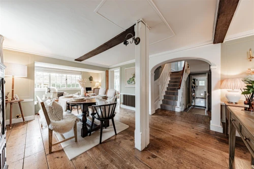 House - Detached Photo 3