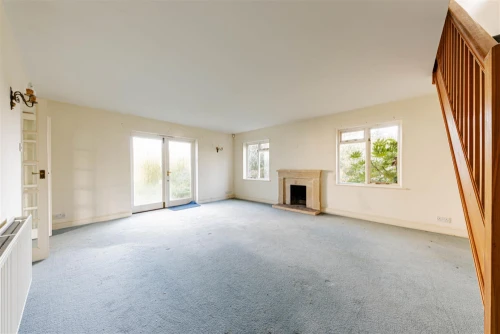 Bungalow - Semi Detached Main Photo