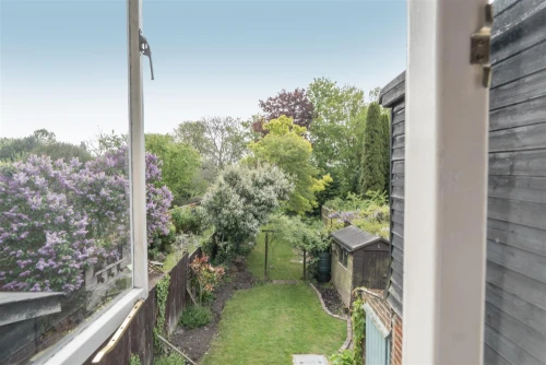 House - Terraced Main Photo
