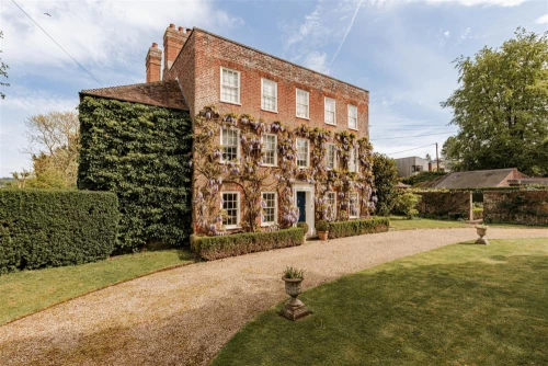 House - Detached Main Photo