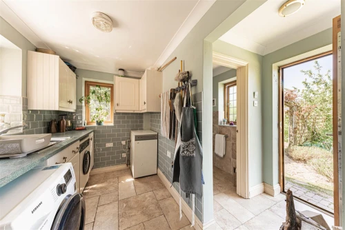 House - Detached Main Photo