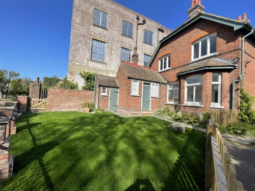 House Main Photo