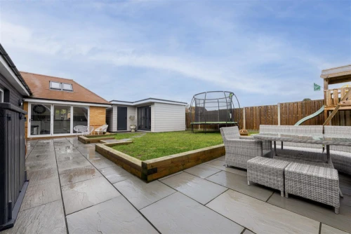 House - Detached Main Photo