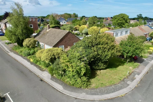 Bungalow - Detached Main Photo