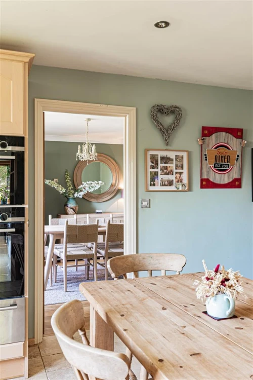 House - Detached Main Photo