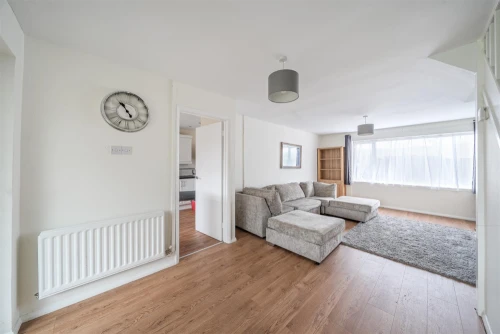 House - Terraced Main Photo