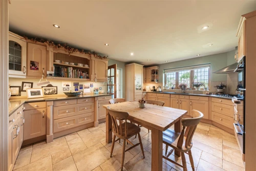 House - Detached Main Photo