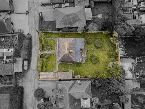 Bungalow - Detached Main Photo