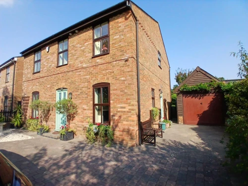 House Main Photo