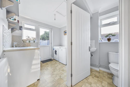 House - Detached Main Photo