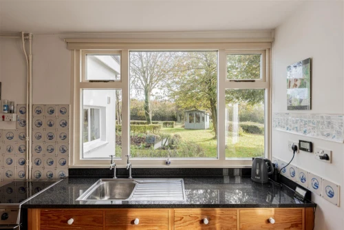 House - Detached Main Photo