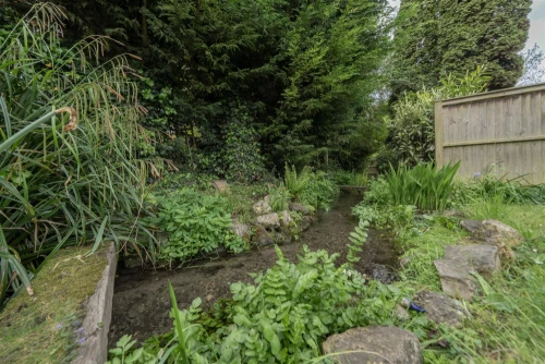 House - Terraced Main Photo