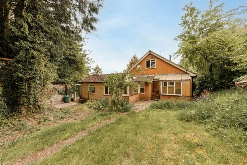 Bungalow - Detached Main Photo