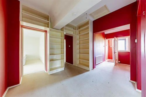 Bungalow - Semi Detached Photo 4