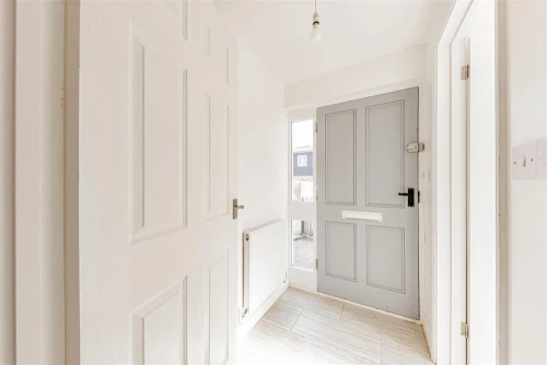 House - Detached Photo 3