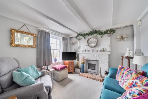 Bungalow - Detached Photo 2