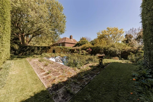 House - Detached Main Photo