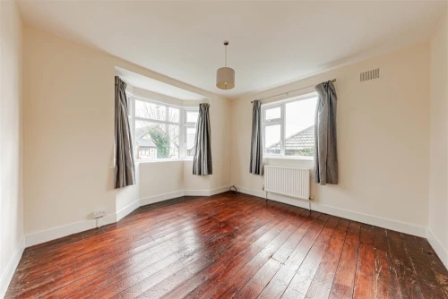 Bungalow - Detached Main Photo
