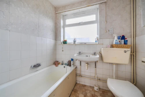 Bungalow - Detached Main Photo