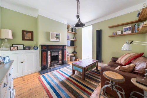 House - Terraced Main Photo