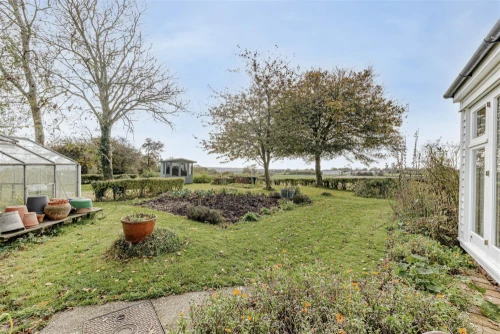House - Detached Main Photo