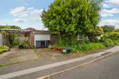 Bungalow - Detached Main Photo