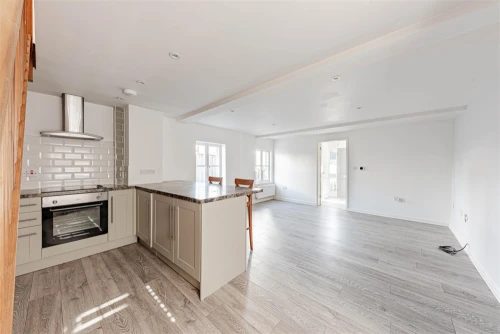 House - Detached Main Photo