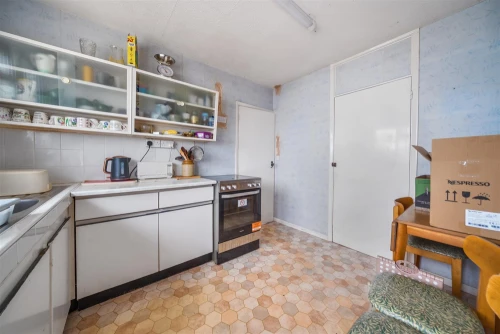 Bungalow - Detached Main Photo