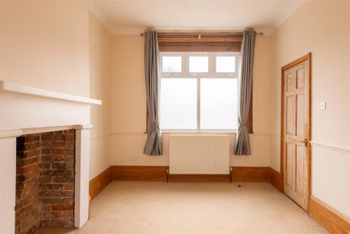 Flat Photo 3